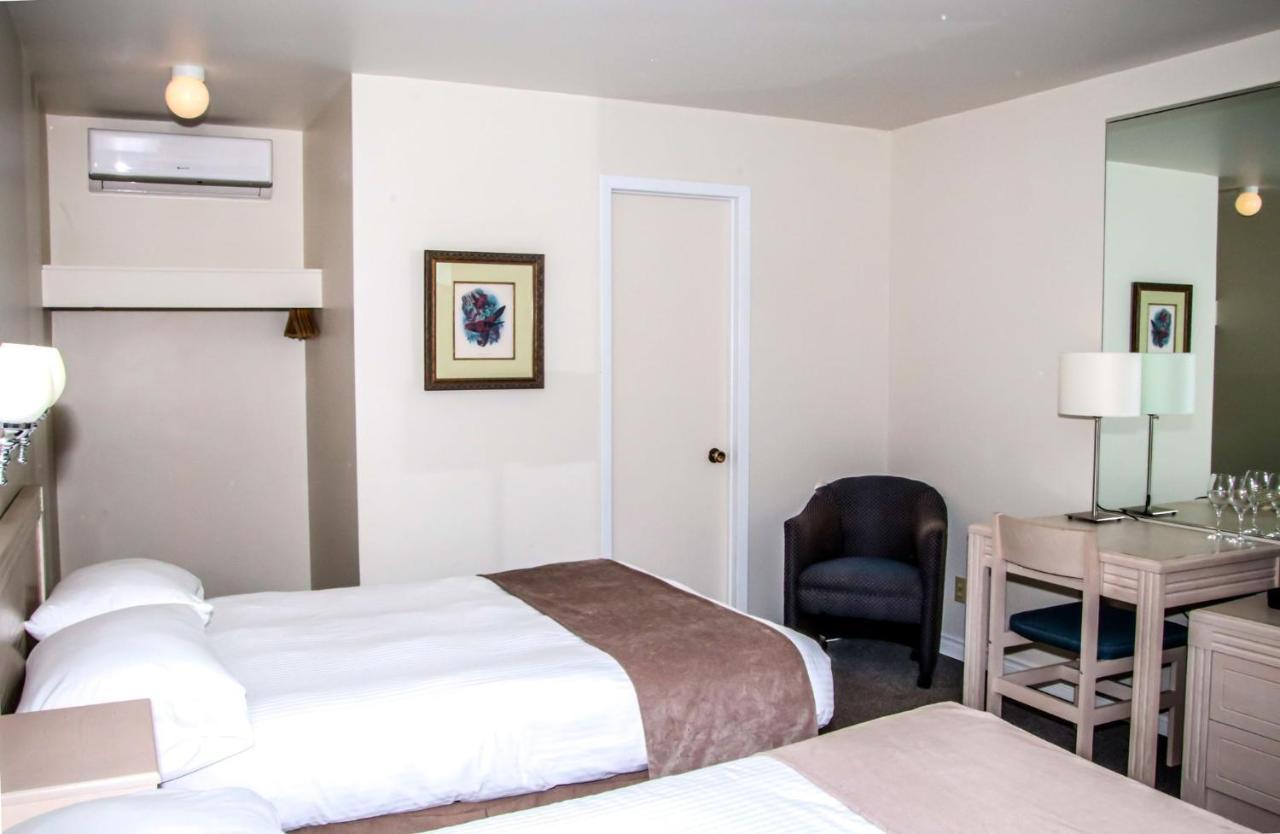Hotel Les Trois Soeurs Perce Εξωτερικό φωτογραφία
