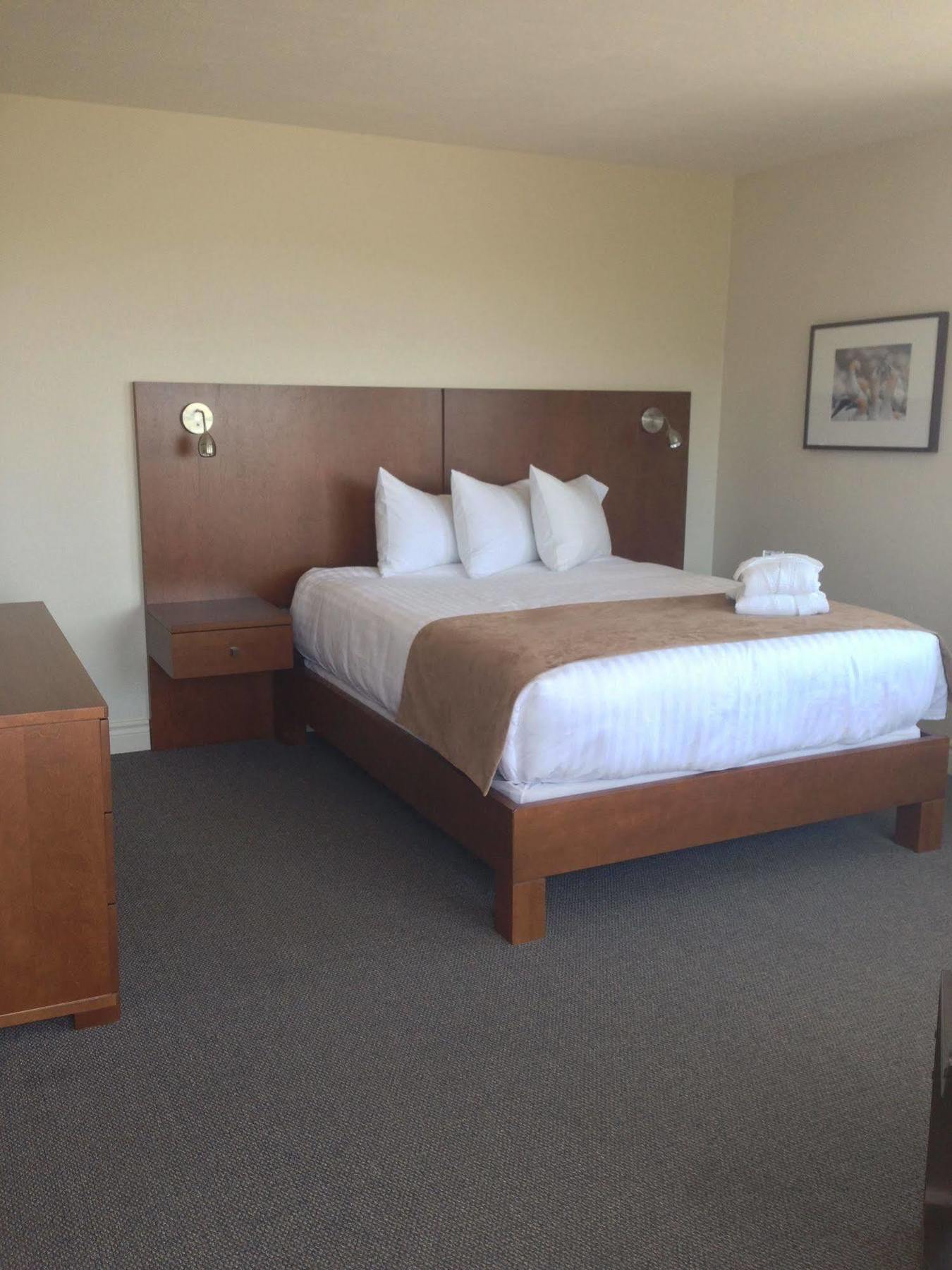 Hotel Les Trois Soeurs Perce Εξωτερικό φωτογραφία